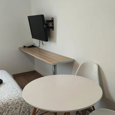 Proche Du Centre Et Des Commodités