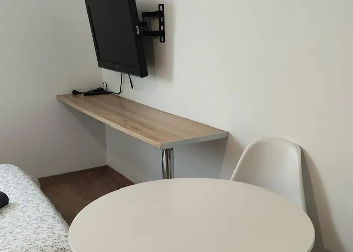 Proche Du Centre Et Des Commodités